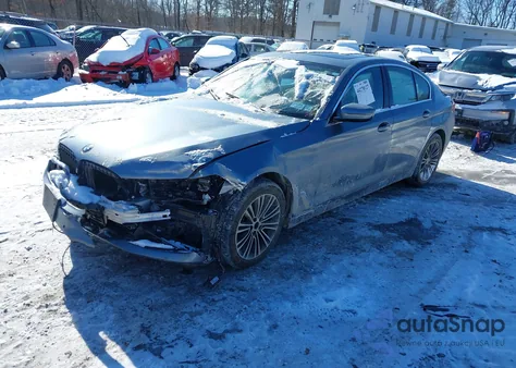 2019 BMW 530I xDrive z USA, uszkodzony, nr VIN WBAJA7C57KWW49440